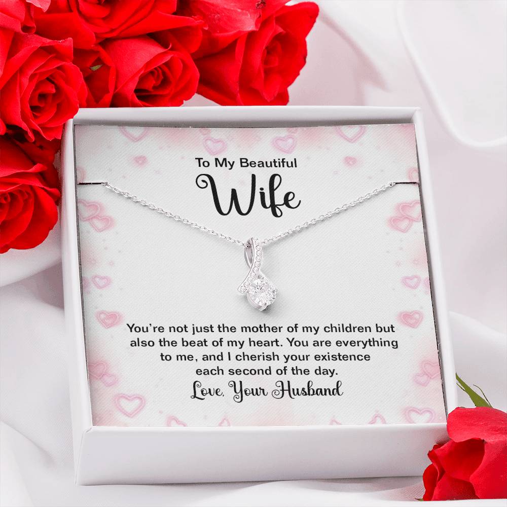 To My Beautiful Wife Alluring Beauty Necklace