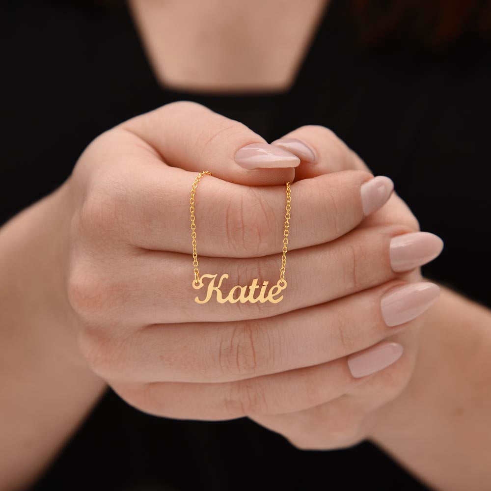 Custom Name Necklace With Stylish Cursive Lettering