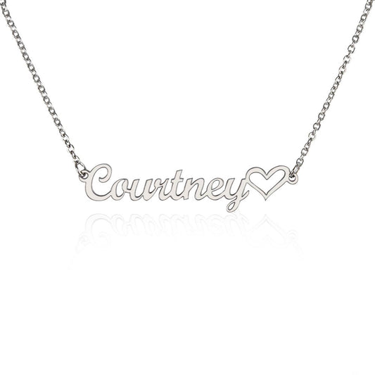 Custom Heart Name Necklace With Stylish Cursive Lettering